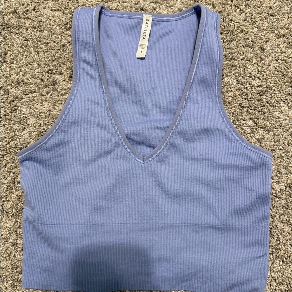 Athleta Lavender Tank Top with Breathable Fabric and Sleek Design
